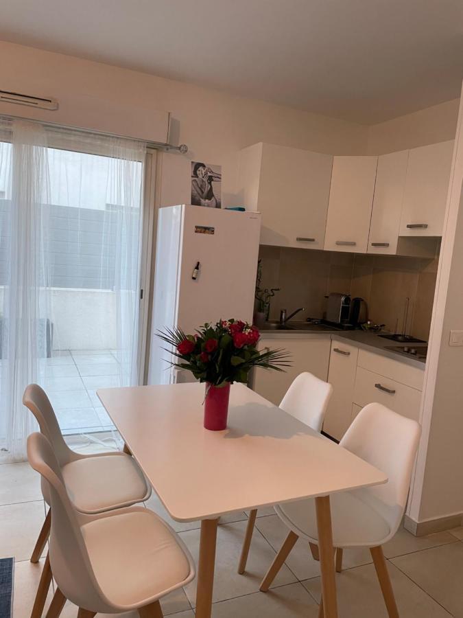 Appartement La Plage De La Pointe Rouge Marseille Exterior photo